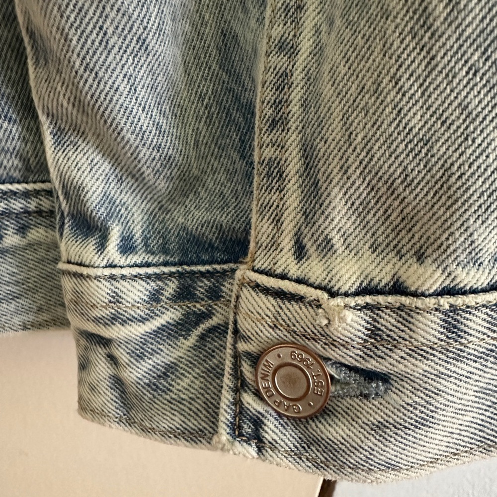 Gap Cinched Oversized Denim Jacket - Picture 7 of 10